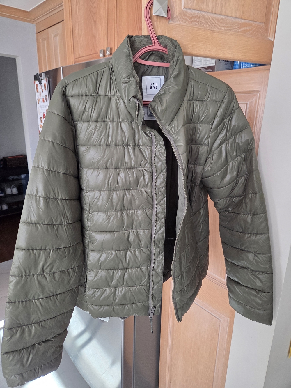 GAP Women's Quilted Packable Jacket — Olive Green